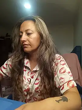 Snapshot of Angel_Nova_ chatting on May 18, 2026, 8:52 am Angel Nova online show from May 18, 2026, 8:52 am