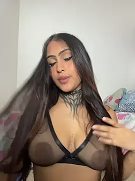 Snapshot of sarah_escobarr_ chatting on May 10, 2026, 8:33 pm sarah escobarr online show from May 10, 2026, 8:33 pm