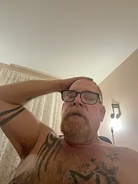 Caesar Baxter online show from April 26, 2026, 12:41 am