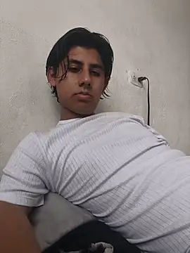Snapshot of Ericef chatting on June 5, 2026, 6:13 pm Ericef online show from June 5, 2026, 6:13 pm