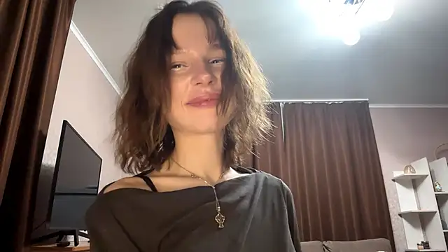 asunasue online show from May 7, 2026, 11:41 pm