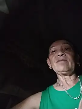 Snapshot of mouth22 chatting on July 28, 2026, 2:13 pm mouth22 online show from July 28, 2026, 2:13 pm