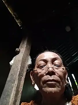 Snapshot of mouth22 chatting on July 15, 2026, 1:45 am mouth22 online show from July 15, 2026, 1:45 am
