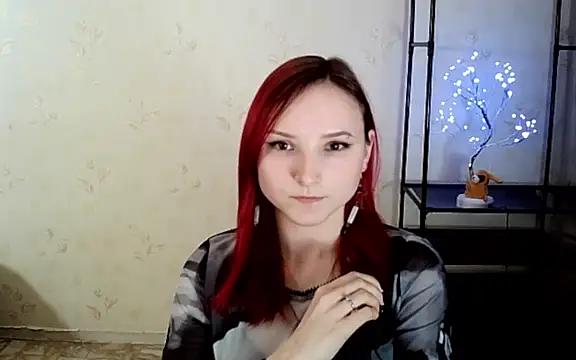 Snapshot of Red_Fox777 chatting on May 15, 2026, 9:13 pm Red Fox777 online show from May 15, 2026, 9:13 pm
