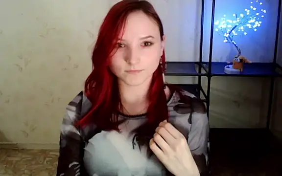 Snapshot of Red_Fox777 chatting on May 7, 2026, 8:12 pm Red Fox777 online show from May 7, 2026, 8:12 pm