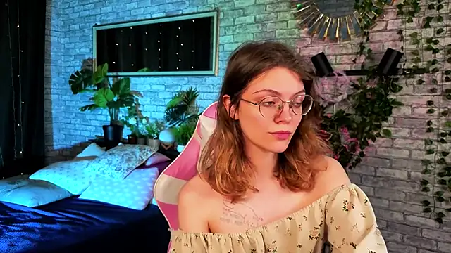 Avrora Spark online show from April 30, 2026, 8:49 pm