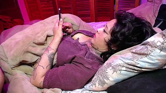 Snapshot of realhomesex chatting on May 6, 2026, 3:10 am realhomesex online show from May 6, 2026, 3:10 am