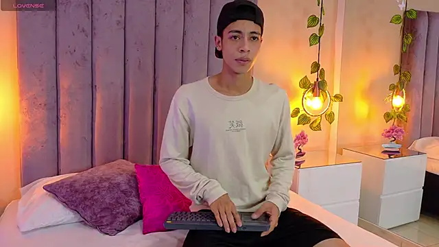 Liam  Mercury online show from May 21, 2026, 8:06 pm
