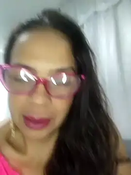 Snapshot of Ragnia_Duxx chatting on July 30, 2026, 6:12 am Ragnia Duxx online show from July 30, 2026, 6:12 am