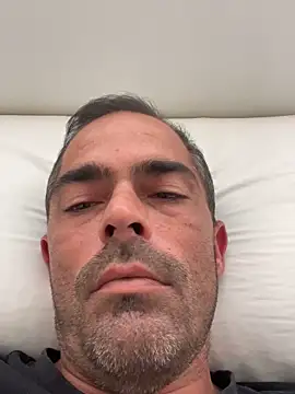 Snapshot of Riccardo86xx chatting on May 1, 2026, 1:38 pm Riccardo86xx online show from May 1, 2026, 1:38 pm