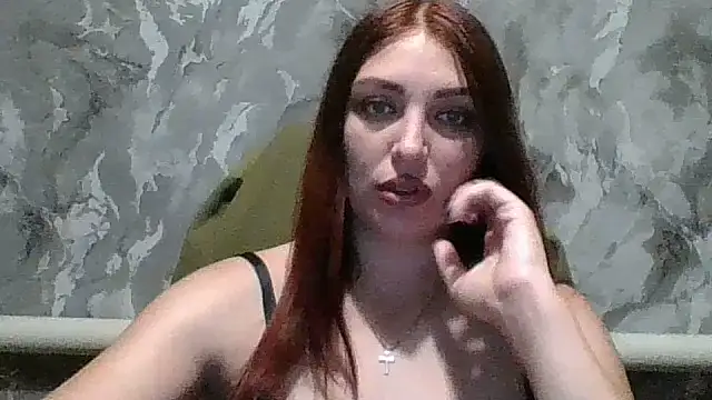 Snapshot of Firee_Foxx chatting on June 18, 2026, 2:33 pm Firee Foxx online show from June 18, 2026, 2:33 pm