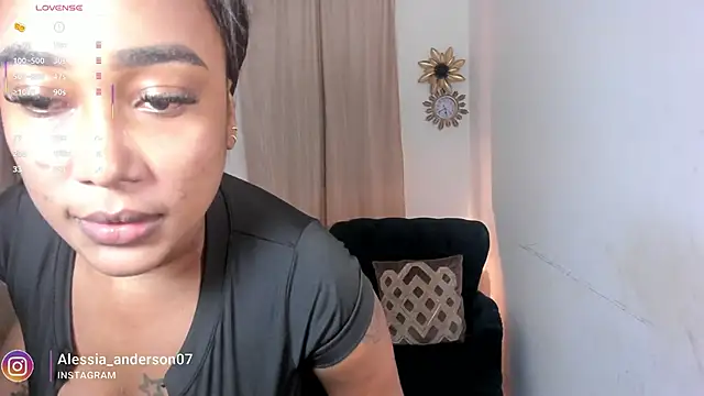 Snapshot of alessia_anderson chatting on March 11, 2025, 9:04 pm alessia anderson online show from March 11, 2025, 9:04 pm