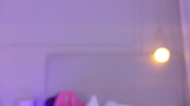 ZoeyPetit online show from August 1, 2026, 7:23 pm