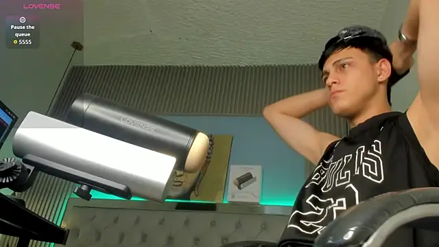 Ethanx18  online show from June 5, 2026, 4:50 am