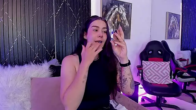 Snapshot of Bonnie_Rider chatting on June 10, 2026, 11:22 am Bonnie Rider online show from June 10, 2026, 11:22 am