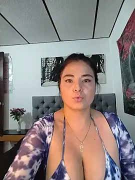 Snapshot of ANIEROUSE chatting on July 17, 2026, 3:53 pm ANIEROUSE online show from July 17, 2026, 3:53 pm