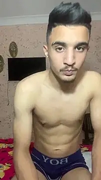 adamhdgdhdv73 online show from May 22, 2026, 11:58 pm
