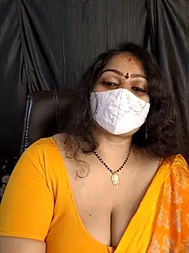 Snapshot of telugu_pillapreethi chatting on May 3, 2026, 4:39 am telugu pillapreethi online show from May 3, 2026, 4:39 am