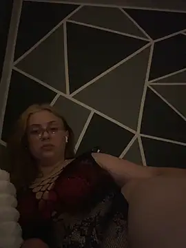 valeriaspice23 online show from June 7, 2026, 8:47 pm