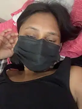 sassyygurl online show from June 19, 2026, 2:45 pm