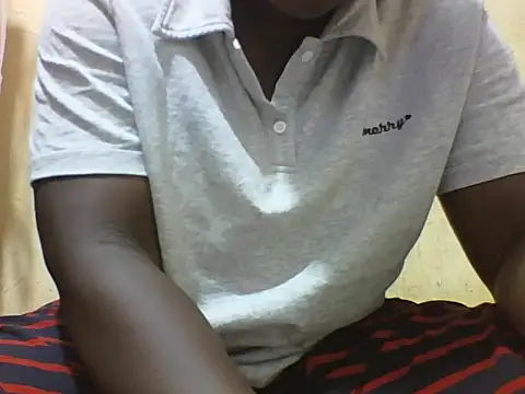 Loliipop44 online show from May 4, 2026, 4:38 am