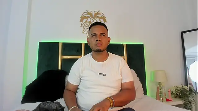 Snapshot of Jay_raze chatting on May 26, 2026, 12:03 pm Jay raze online show from May 26, 2026, 12:03 pm
