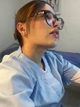 Snapshot of Sweet_Milaa1 chatting on May 27, 2026, 6:48 pm Sweet Milaa1 online show from May 27, 2026, 6:48 pm