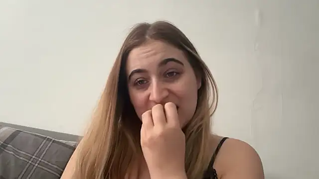 Taylormillie471 online show from June 4, 2026, 1:49 pm