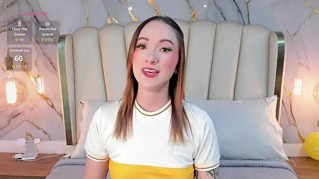 Snapshot of Hannah_Lane chatting on June 23, 2026, 12:14 pm Hannah Lane online show from June 23, 2026, 12:14 pm