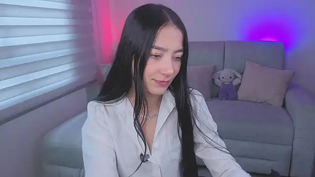 sofianddickk  online show from May 12, 2026, 2:34 pm
