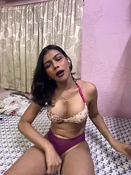Snapshot of Mayra_xx chatting on May 9, 2026, 7:06 pm Mayra xx online show from May 9, 2026, 7:06 pm