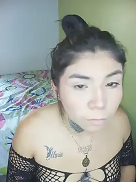 PequenaNena online show from June 14, 2026, 3:13 pm