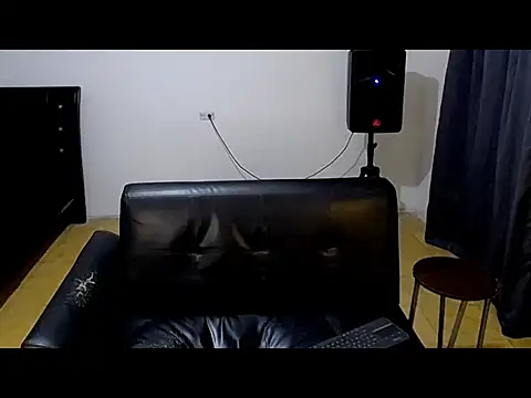 Snapshot of Ian_Arcia chatting on May 15, 2026, 11:36 pm Ian Arcia online show from May 15, 2026, 11:36 pm