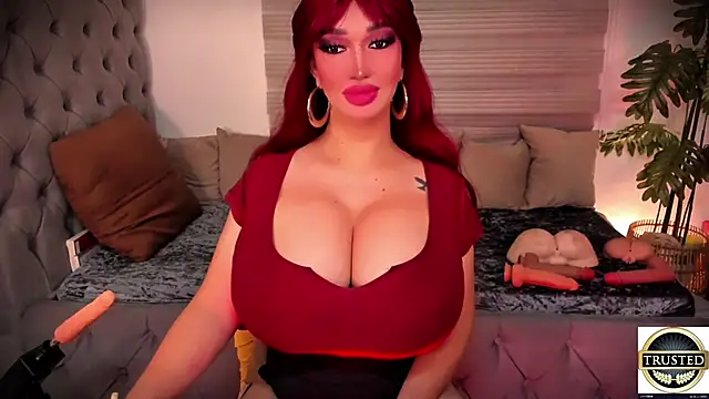 Snapshot of PlayfullMaria chatting on June 26, 2026, 5:30 pm PlayfullMaria online show from June 26, 2026, 5:30 pm