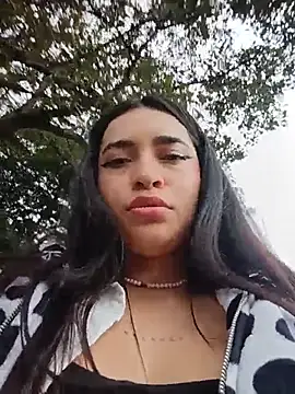 Snapshot of Sky__19 chatting on July 29, 2026, 7:46 pm Sky 19 online show from July 29, 2026, 7:46 pm