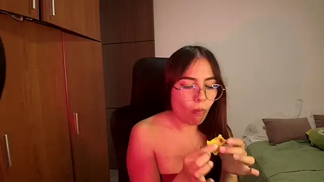 Snapshot of abbyyandmaxx chatting on May 29, 2026, 3:40 pm abbyyandmaxx online show from May 29, 2026, 3:40 pm