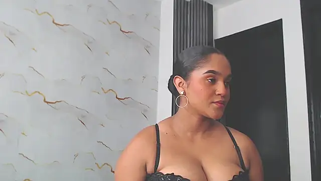 Snapshot of Liaa_cams chatting on June 11, 2026, 8:28 pm Liaa cams online show from June 11, 2026, 8:28 pm