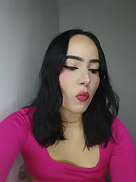 lucyparker 28 online show from May 15, 2026, 2:53 am