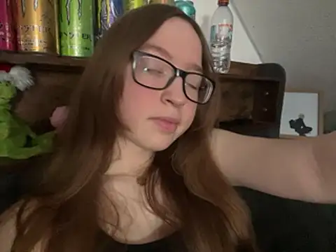 Snapshot of Freaky-Doll chatting on May 2, 2026, 4:45 pm Freaky-Doll online show from May 2, 2026, 4:45 pm