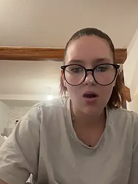 Snapshot of CuteBeaX chatting on May 31, 2026, 8:09 pm CuteBeaX online show from May 31, 2026, 8:09 pm