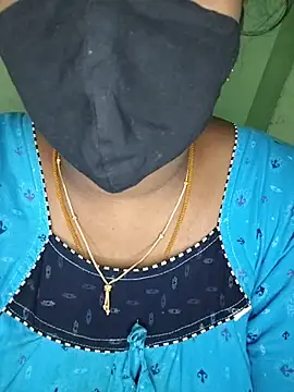 Snapshot of tamil_butterfly chatting on June 7, 2026, 11:37 am tamil butterfly online show from June 7, 2026, 11:37 am