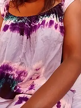 Snapshot of Kristeena- chatting on August 4, 2026, 11:59 am Kristeena- online show from August 4, 2026, 11:59 am