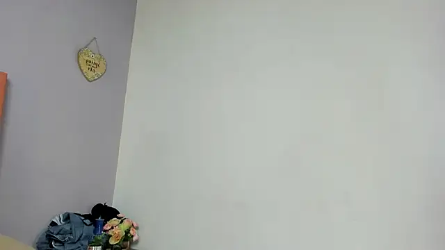 Snapshot of roxanneowens chatting on May 15, 2026, 12:14 pm roxanneowens online show from May 15, 2026, 12:14 pm