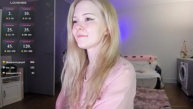Snapshot of fairy_cassie chatting on May 7, 2026, 11:41 pm fairy cassie online show from May 7, 2026, 11:41 pm