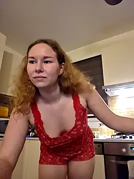 Lilian West online show from April 30, 2026, 6:26 pm