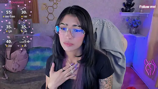 Snapshot of mia_smoke_ chatting on June 17, 2026, 2:05 pm mia smoke online show from June 17, 2026, 2:05 pm