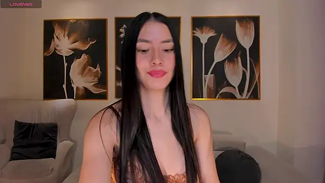 Snapshot of BellaStormX chatting on May 14, 2026, 11:29 am BellaStormX online show from May 14, 2026, 11:29 am