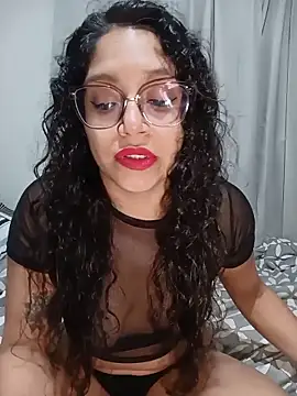 Snapshot of Nixxx__ chatting on May 18, 2026, 12:22 am Nixxx online show from May 18, 2026, 12:22 am