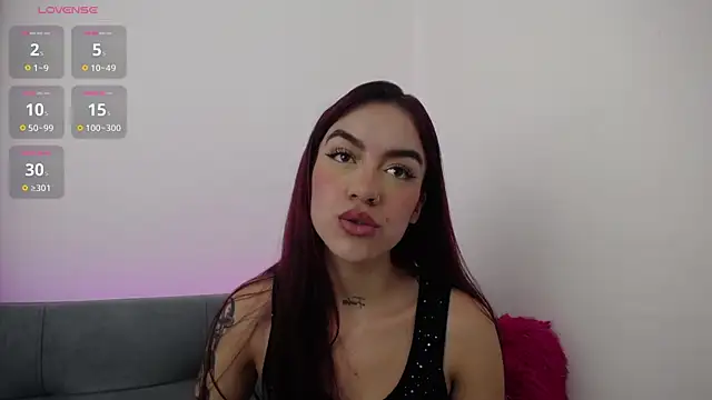 Snapshot of tessafoxie chatting on May 11, 2026, 12:17 pm tessafoxie online show from May 11, 2026, 12:17 pm