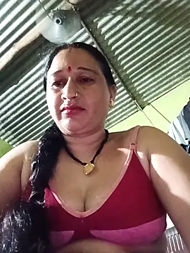 Snapshot of Haliya8 chatting on May 11, 2026, 4:48 pm Haliya8 online show from May 11, 2026, 4:48 pm